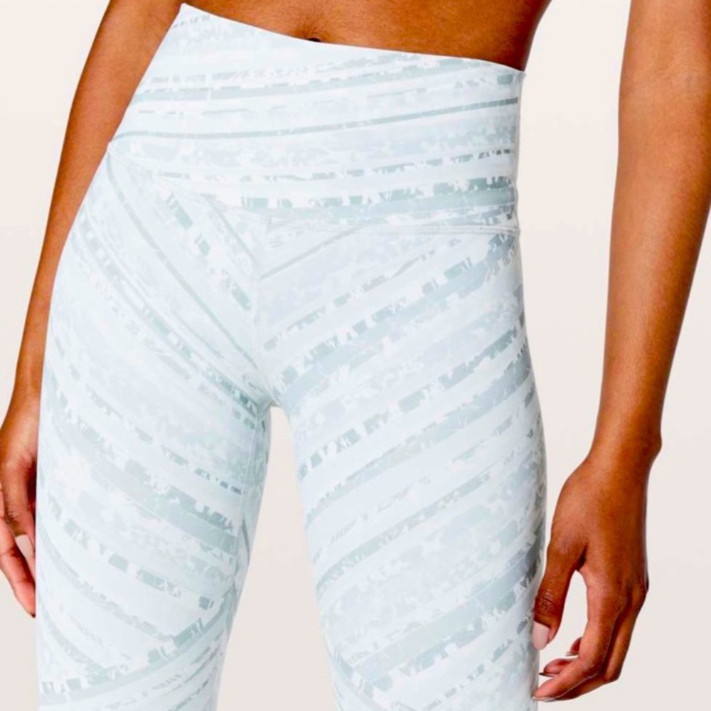 NWT lululemon rare wunder under HR tight White